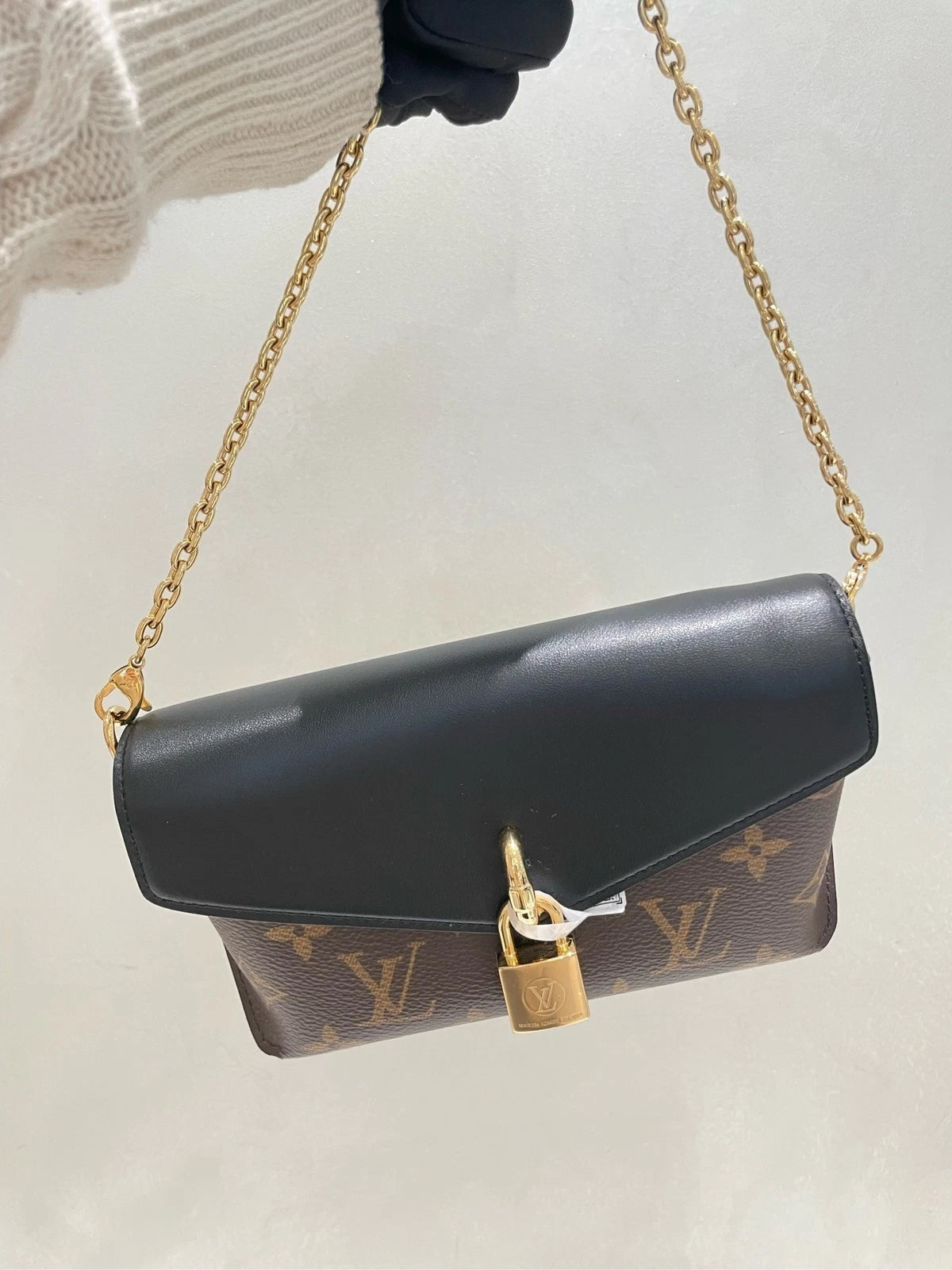 Louis Vuitton Padlock On Strap Shoulder Bag For Women