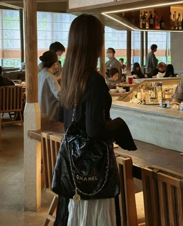 CHANEL 22Bag Black Medium Tote Bag Gold Hardware For Women