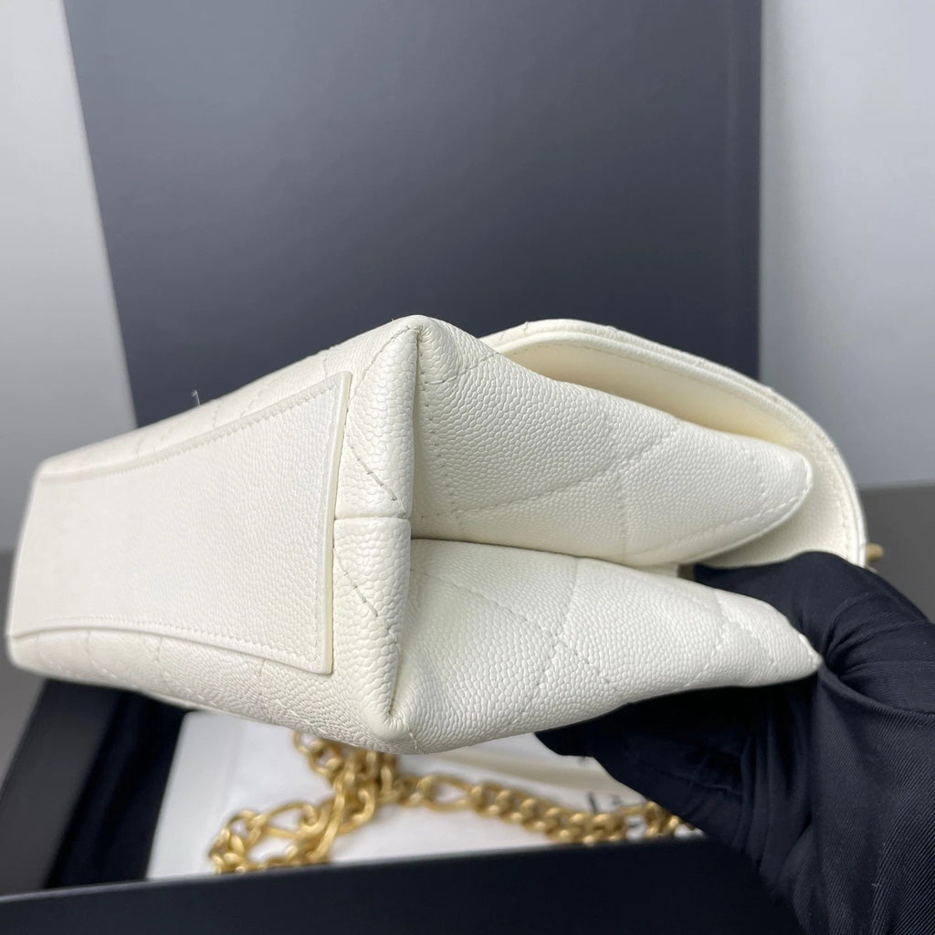 CHANEL Quilted White Calfskin Top Handle Chain Bag For Women