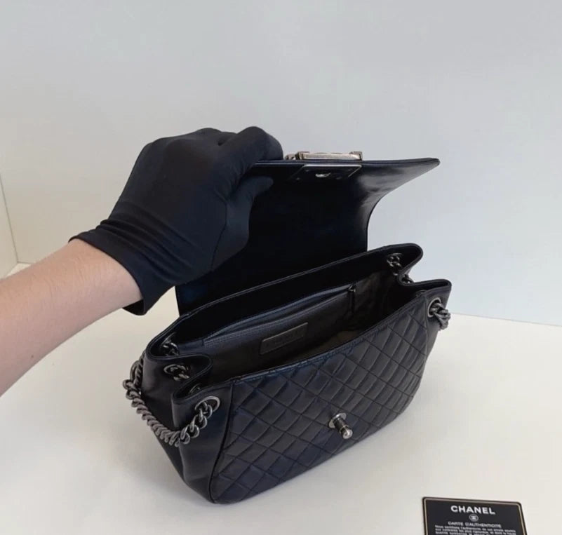 Chanel Leboy Tote Diamond Shoulder Bag Chain Black Women Fashion