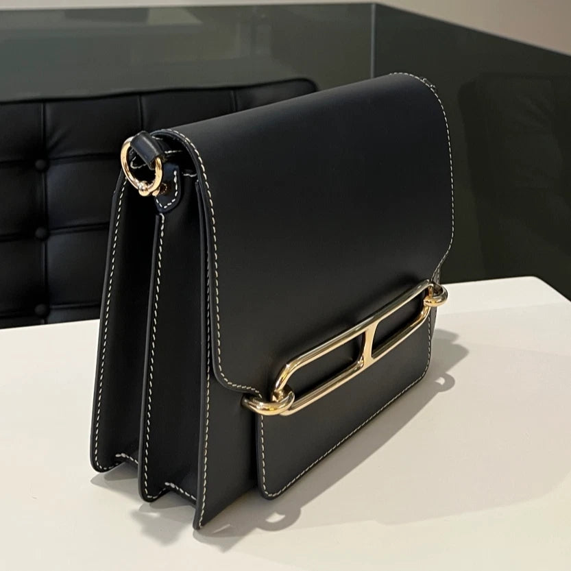Hermès Roulis 23 Black Gold Hardware Shoulder Bag Classic Women