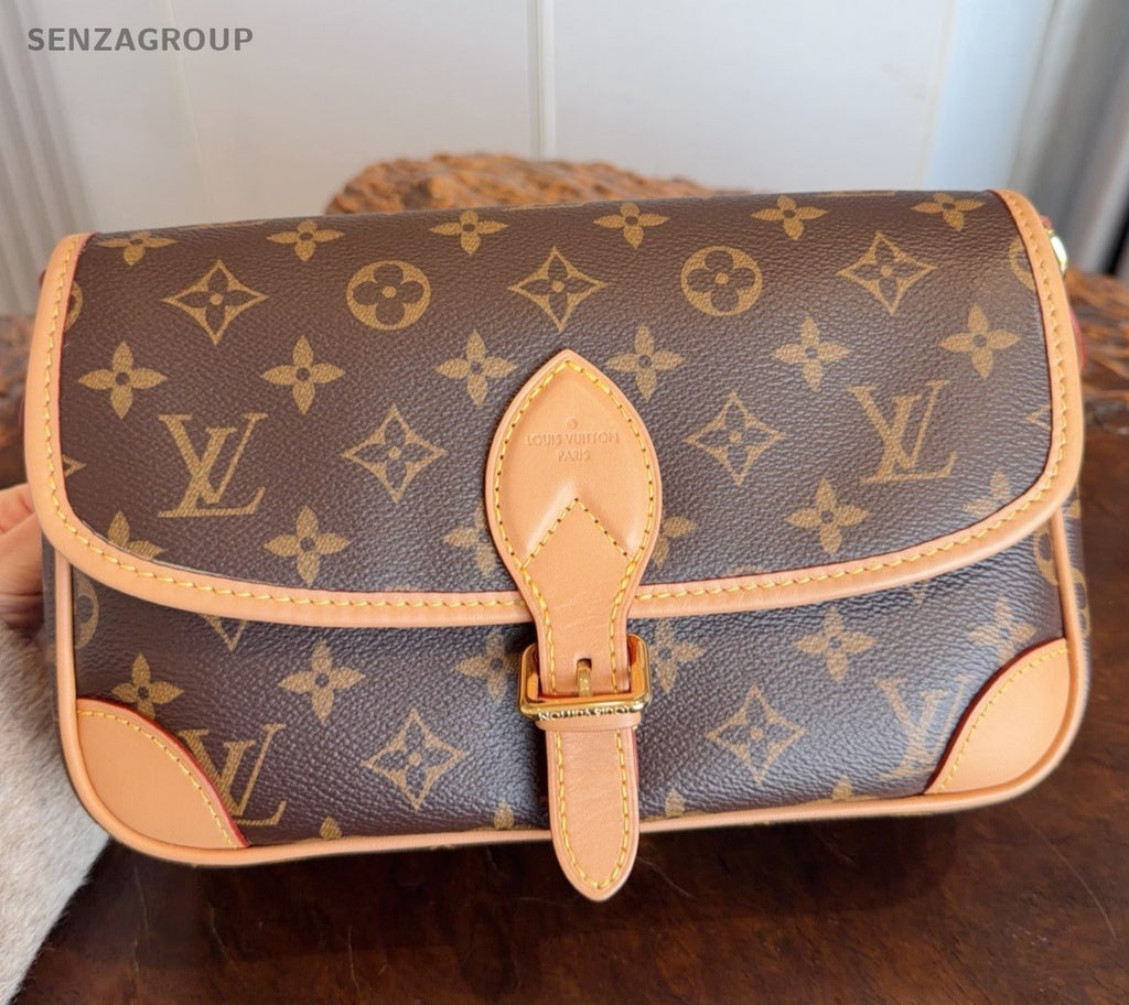 Louis Vuitton Diane Monogram Canvas Shoulder Bag Crossbody Brown Gold Women