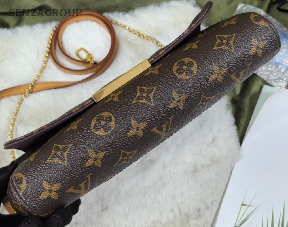 Louis Vuitton Favourite MM Monogram Chain Shoulder bag Women Crossbody