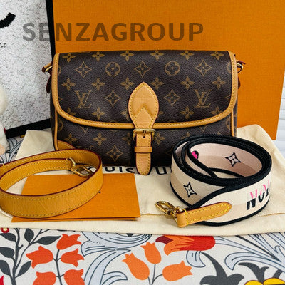 Louis Vuitton Monogram Baguette Shoulder Bag Brown Gold Hardware