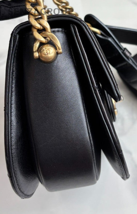 Chanel 21S Calfskin Chain Shoulder Bag Black Gold Women Diamond Pattern Classic