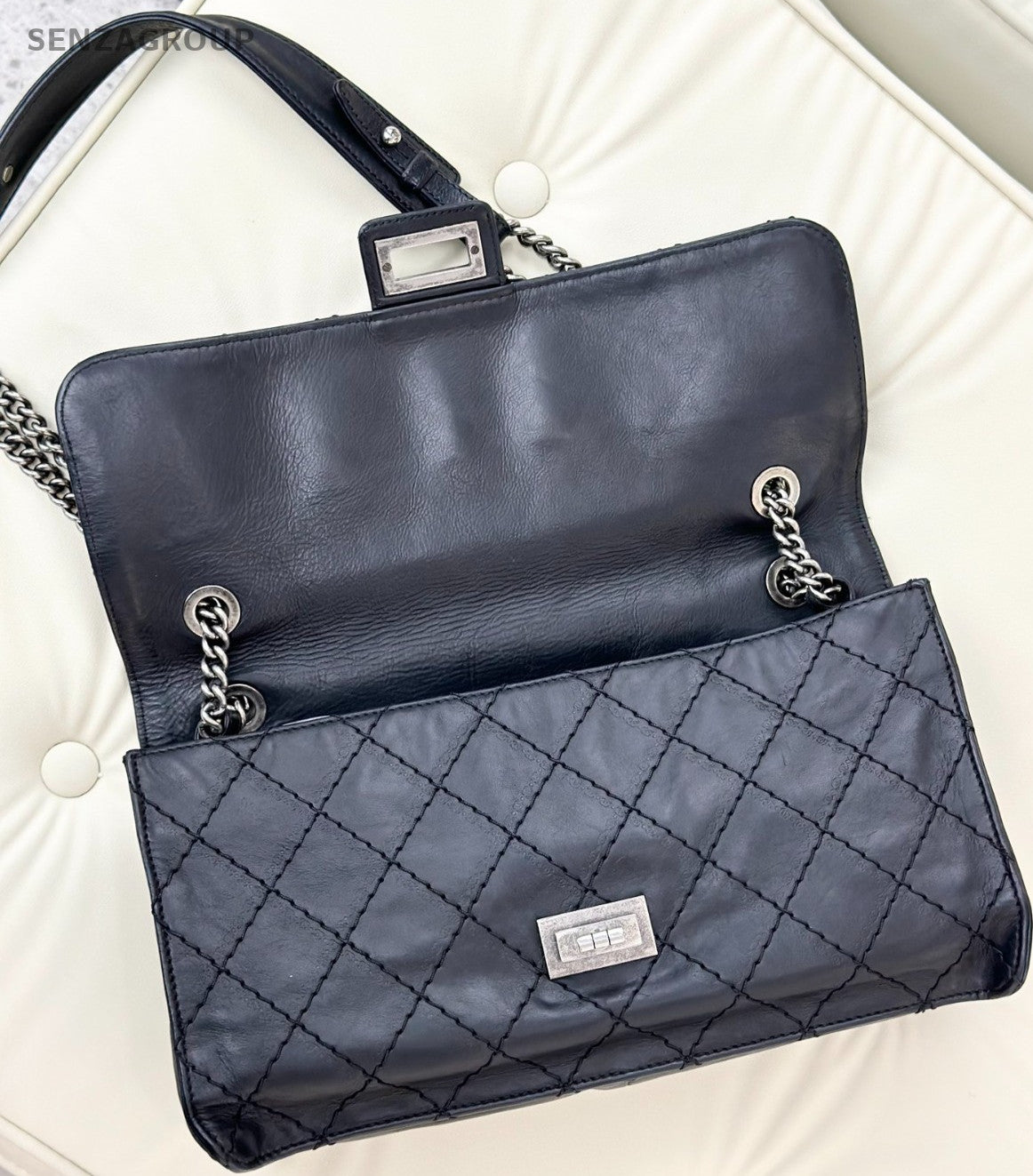 CHANEL 2.55 Classic Diamond pattern Chain Strap Shoulder bag Black Women