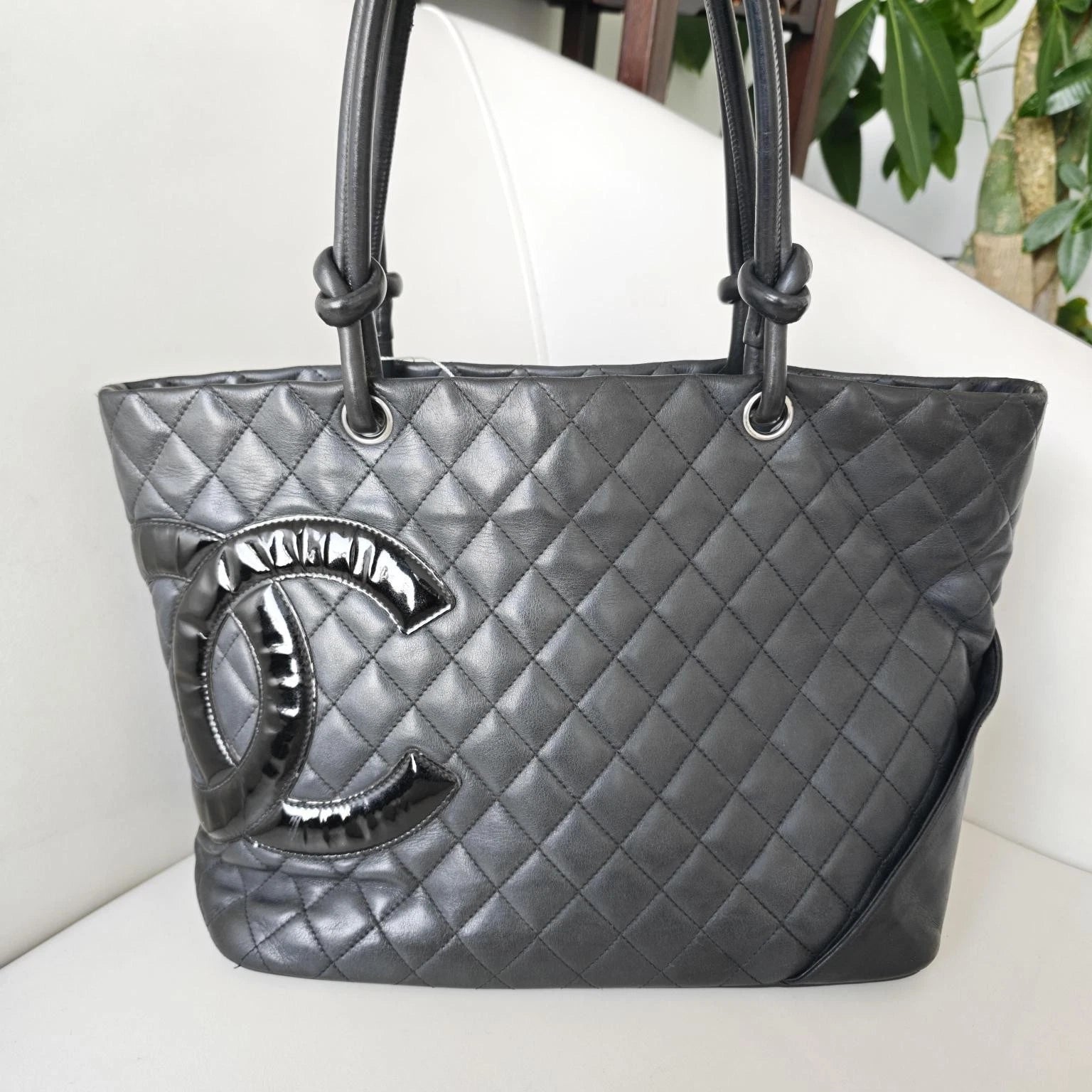 CHANEL So Black Leather Large Bucket Tote Bag For Women