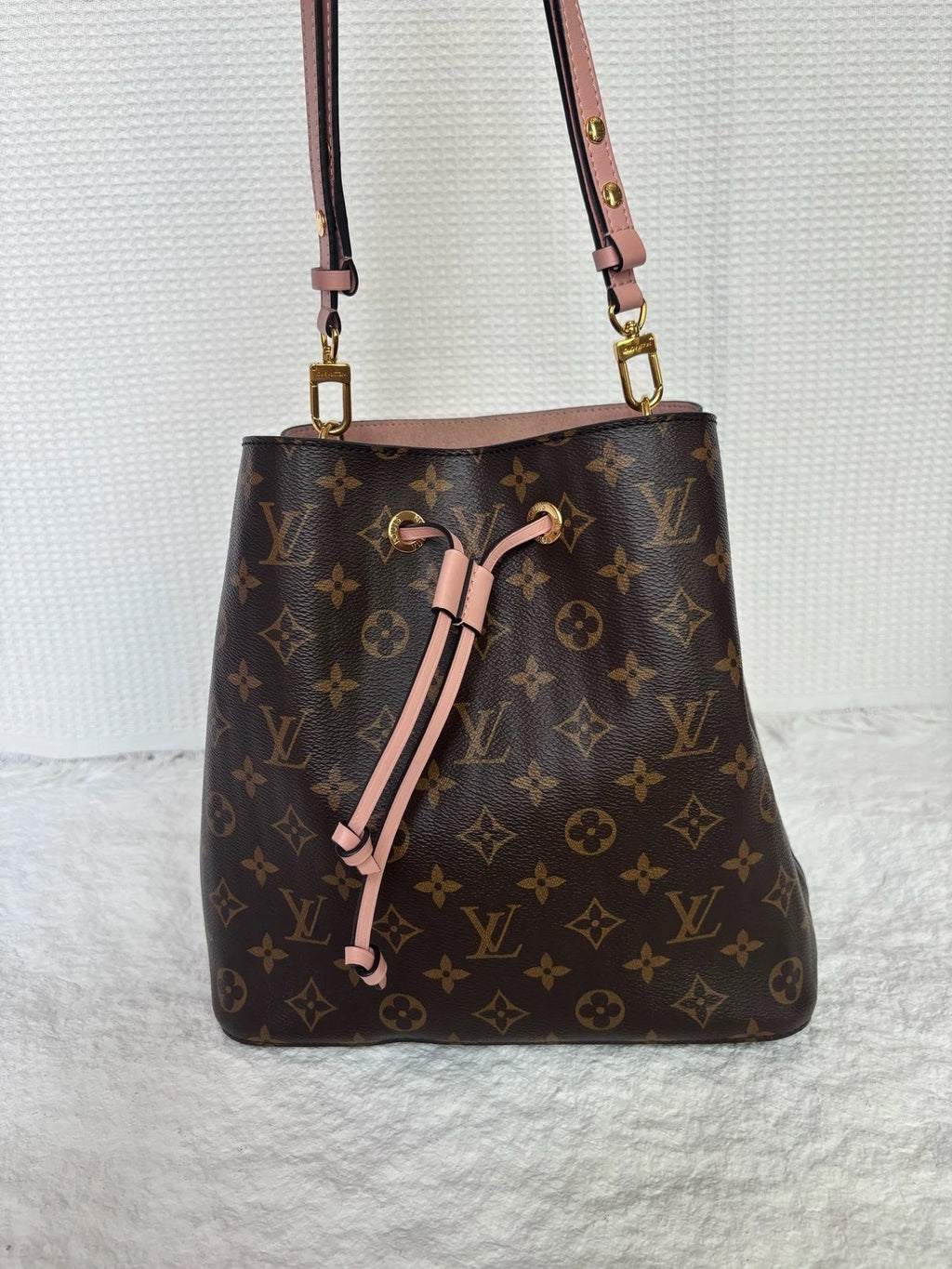 Louis Vuitton Women's Canvas Bucket Bag