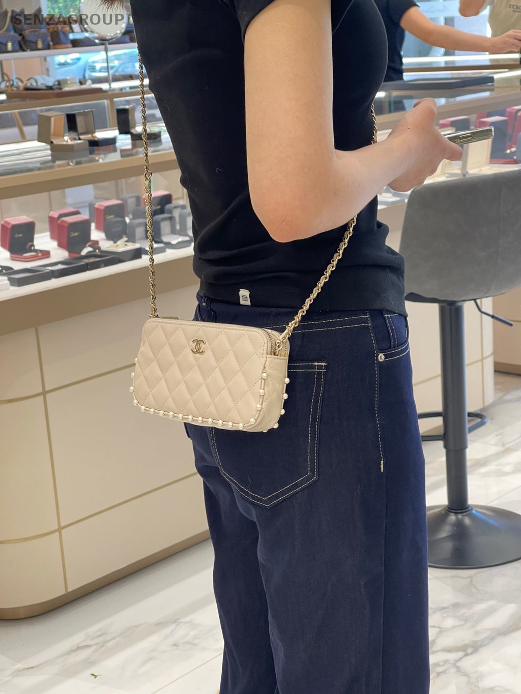 CHANEL 20C Woc Pearl Calfskin Chain Shoulder bag Crossbody Women White Gold