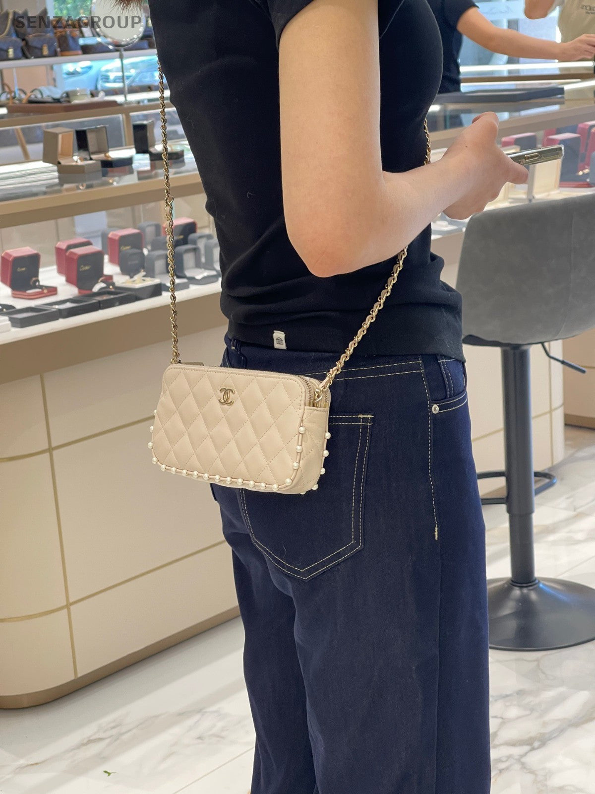 CHANEL 20C Woc Pearl Calfskin Chain Shoulder bag Crossbody Women White Gold