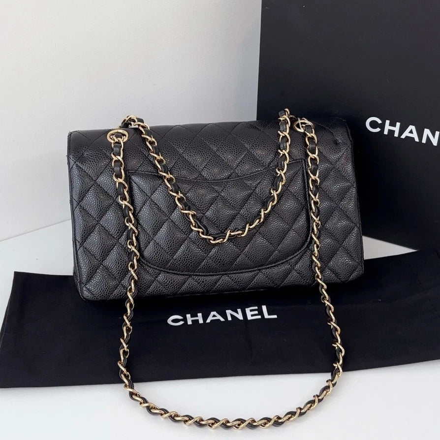 Excellent Chanel Classic Flap MM Gold Chain Black Diamond Shoulder Bag Crossbody