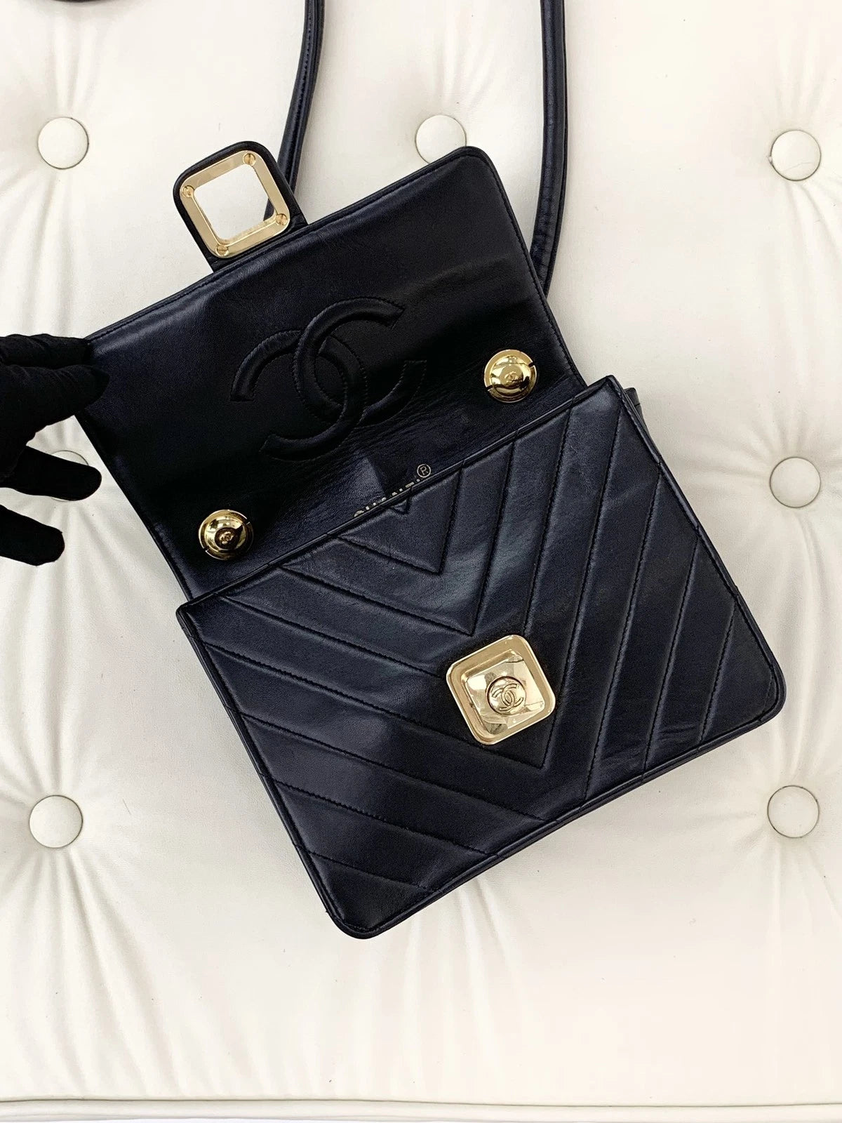 Chanel Chevron Lambskin Shoulder Bag Black Gold Hardware Women Classic S