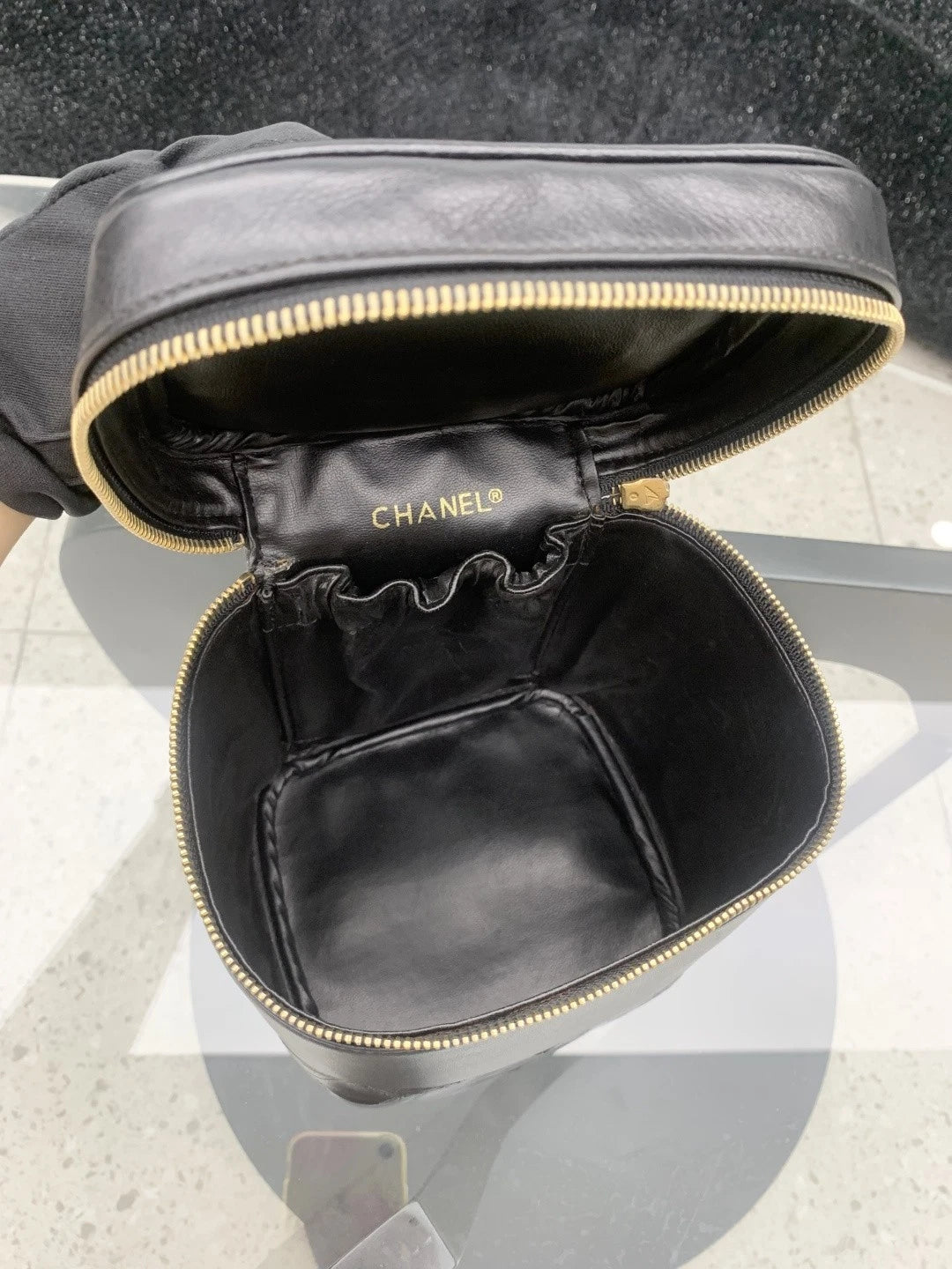 Chanel Vanity Black Gold Top Handle Excellent