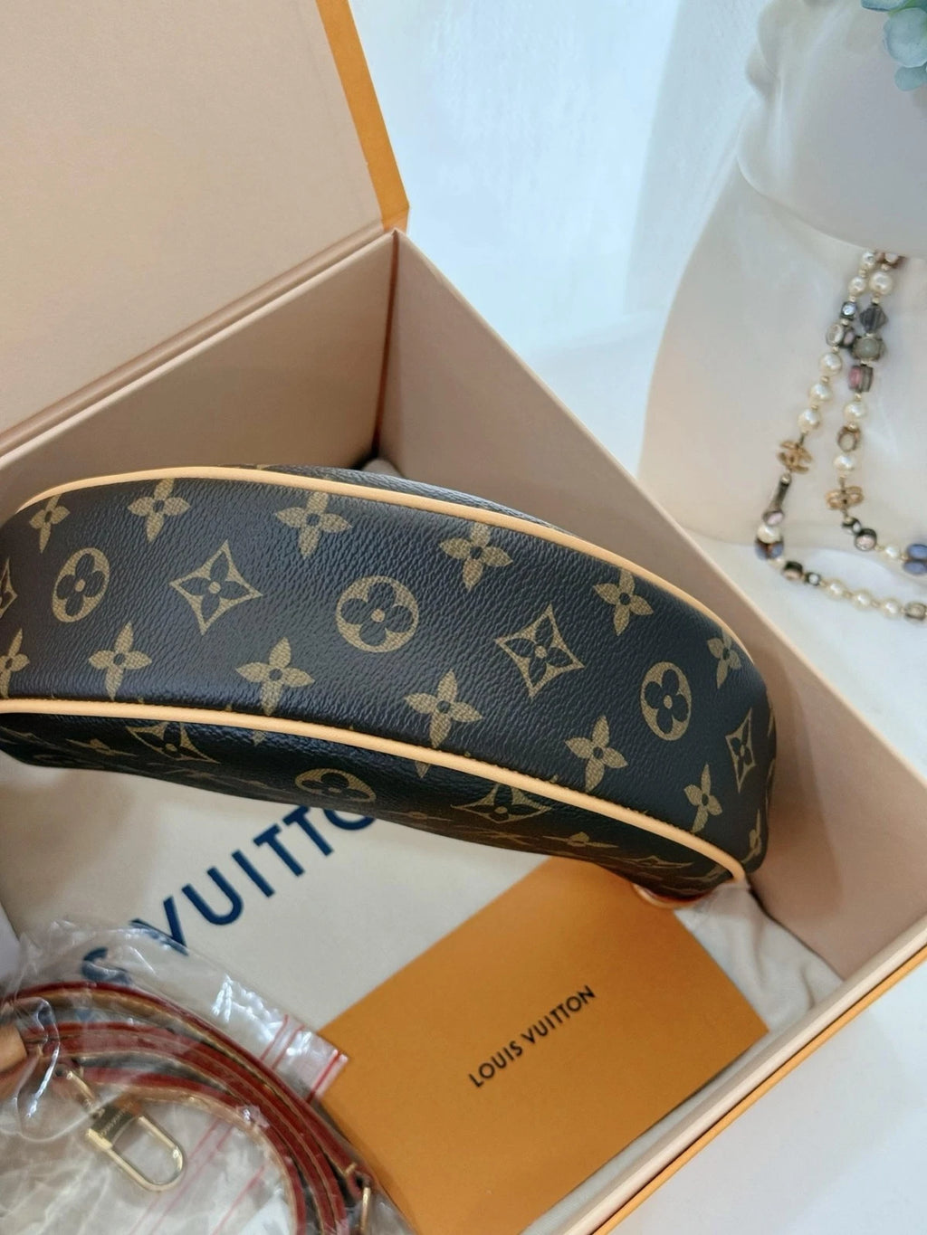 New Louis Vuitton Loop Monogram Canvas Shoulder Bag Crossbody