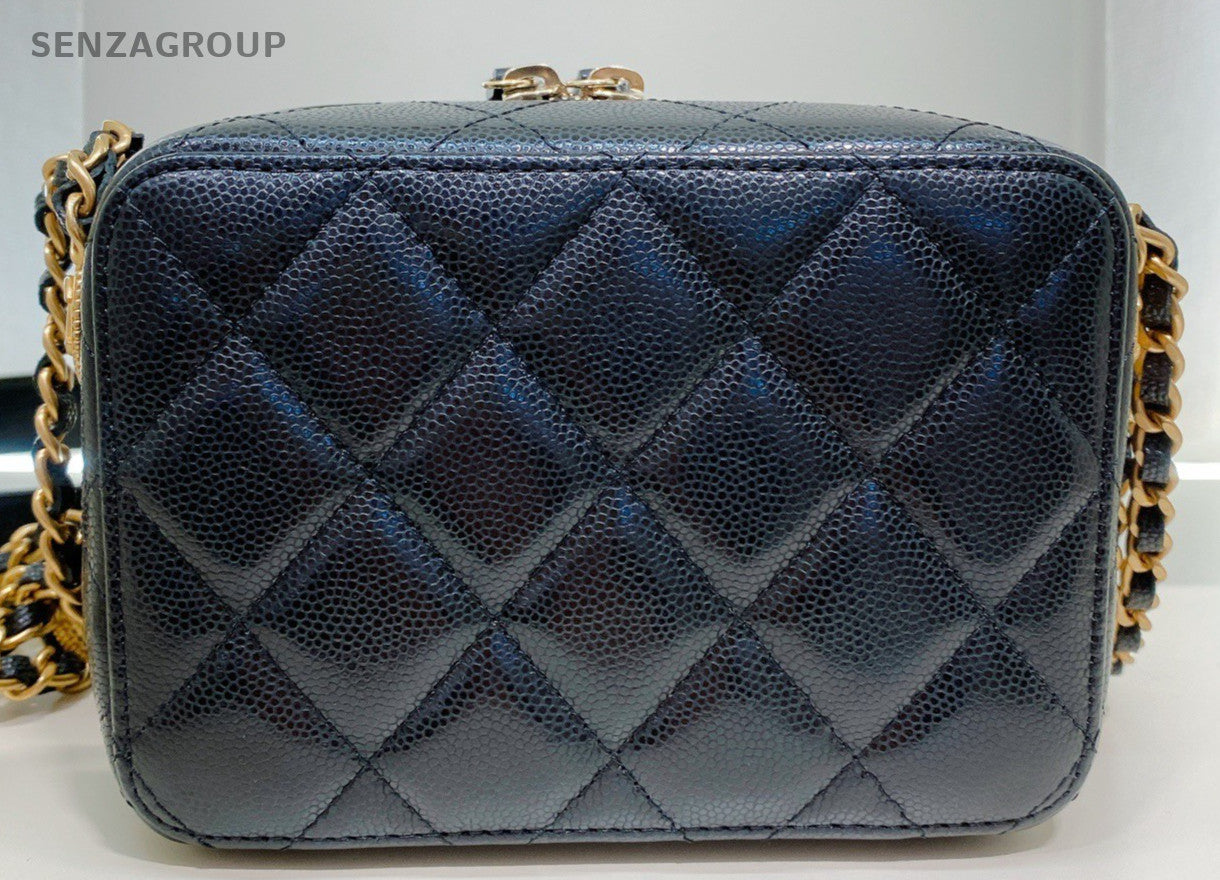 Chanel Vintage Chain Shoulder Bag Crossbody Diamond Black Gold Women Classic