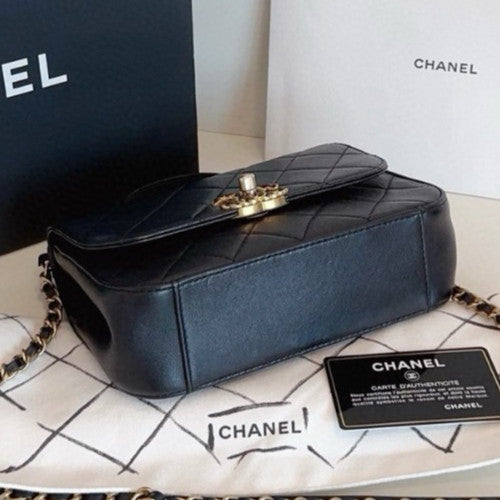 Chanel 19Bag  Diamond Top Handle Chain Shoulder Crossbody Black Gold Used Women