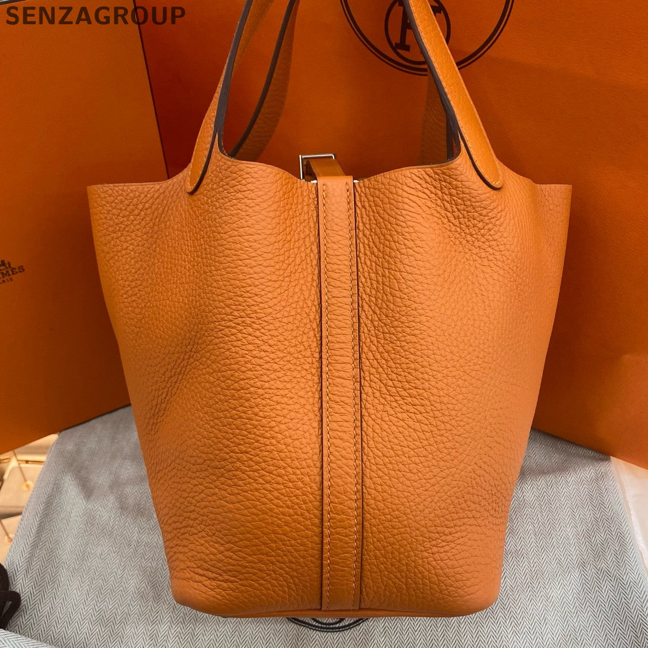 Hermès Picotin Lock Orange Silver Hardware Handbag Shoulder Bag