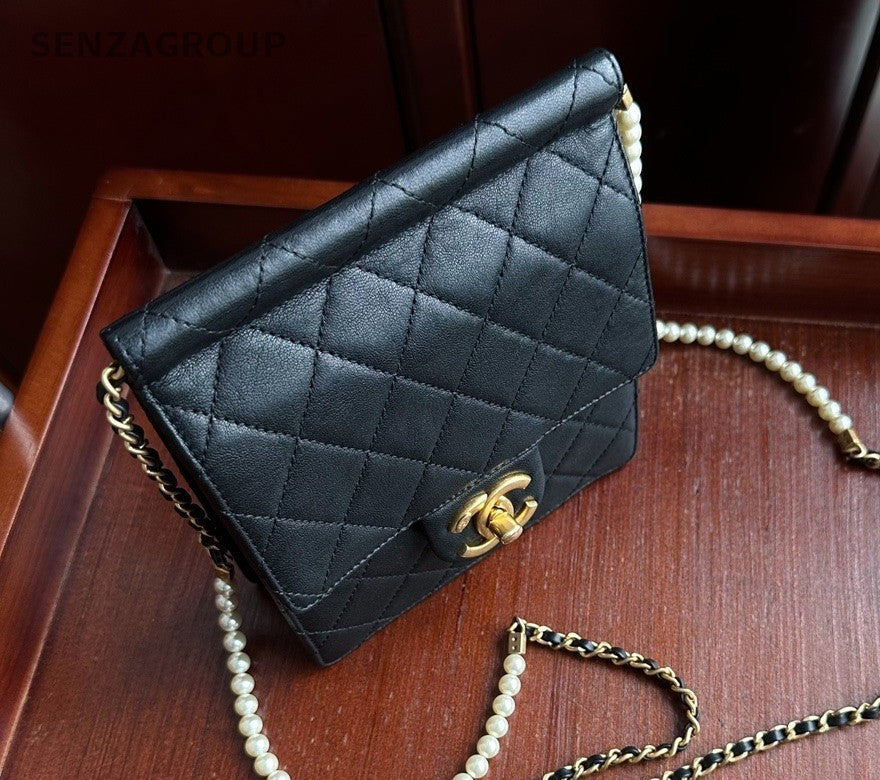 CHANEL Woc Diamond pattern Pearl chain Shoulder bag Crossbody Black Gold Women