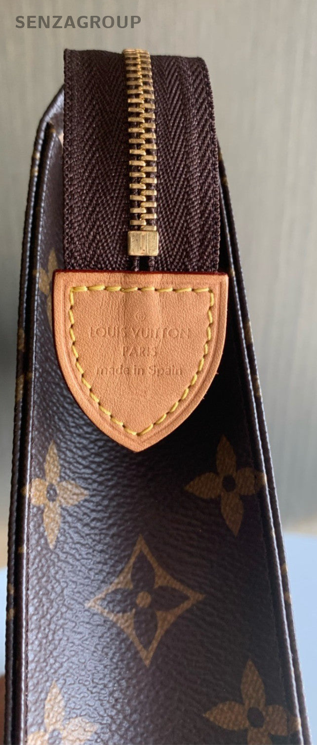 Louis Vuitton Monogram Clutch 26 Handbag Brown M47542