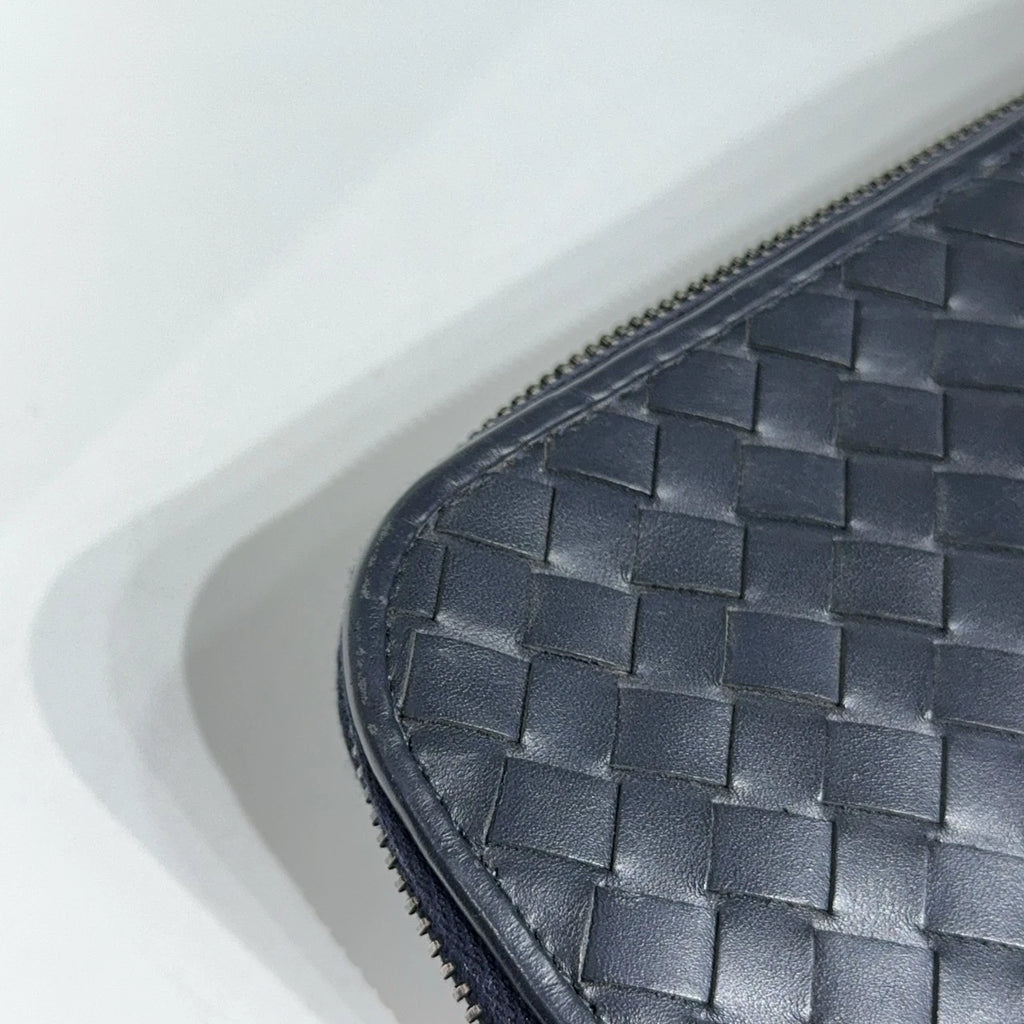 Bottega Veneta Classic Woven Leather Clutch For Women Dark Green