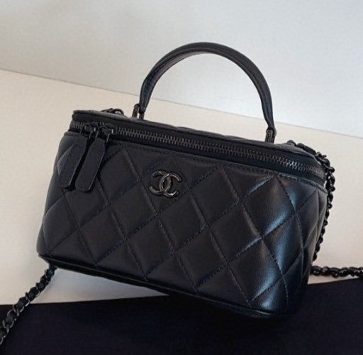 Chanel Vanity Case Chain Top Handle Crossbody Black Women Classic Diamond