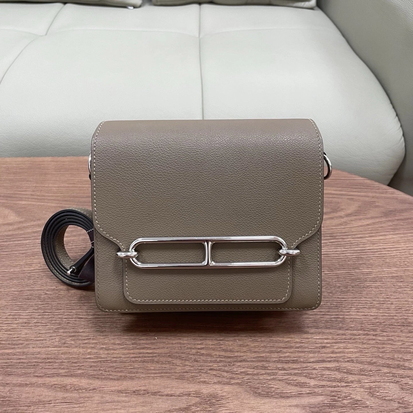 Hermes Roulis19 Evercolor Shoulder Bag Crossbody Gray Silver Women Classic