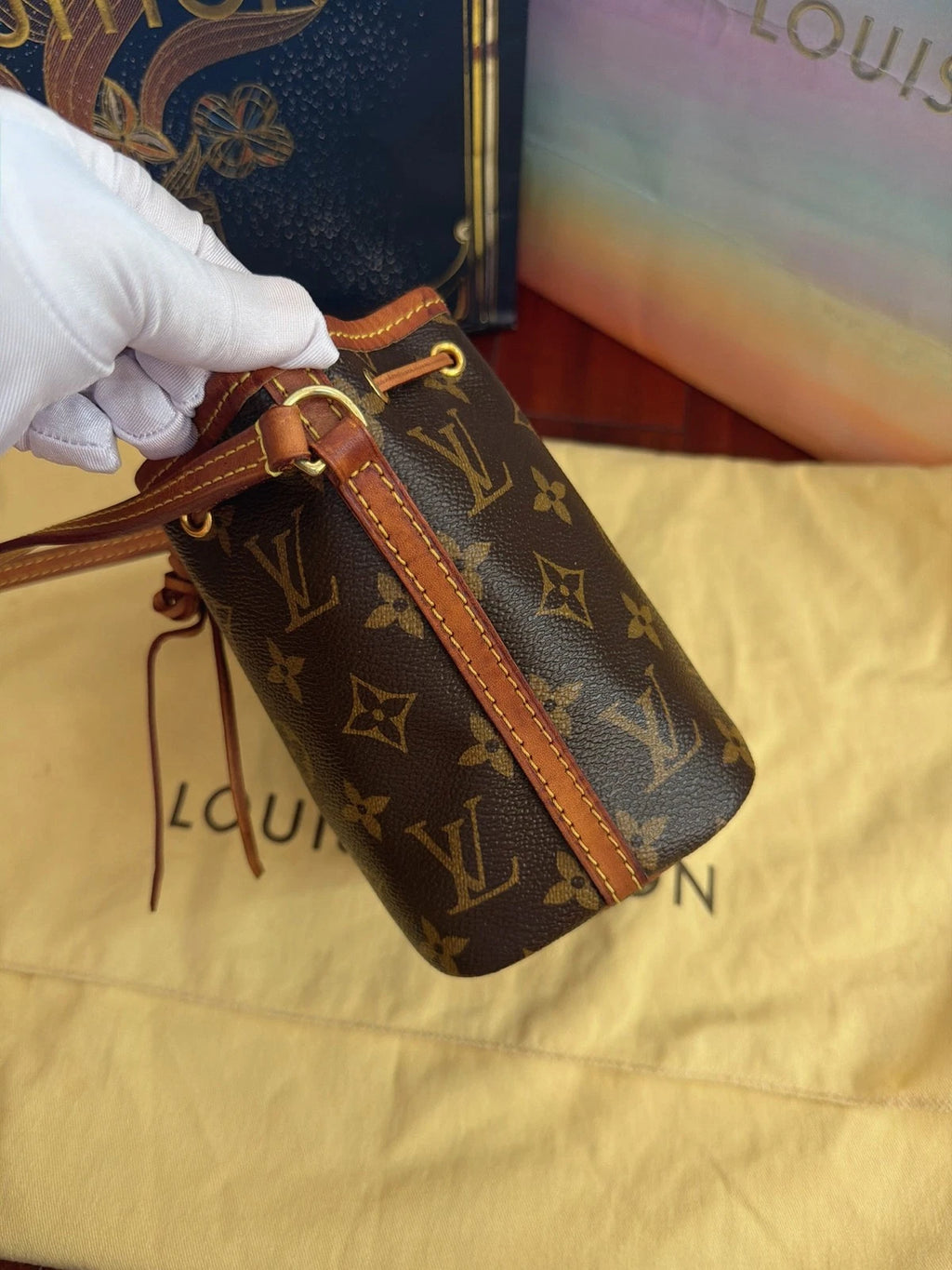Louis Vuitton Noe Brown Shoulder Bag Crossbody Excellent