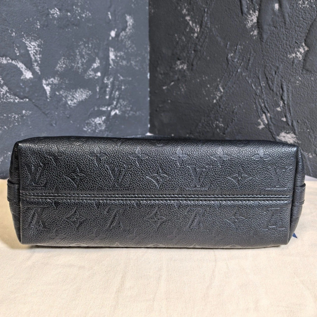 Louis Vuitton Black Leather Sac Sport Shoulder Bag For Women