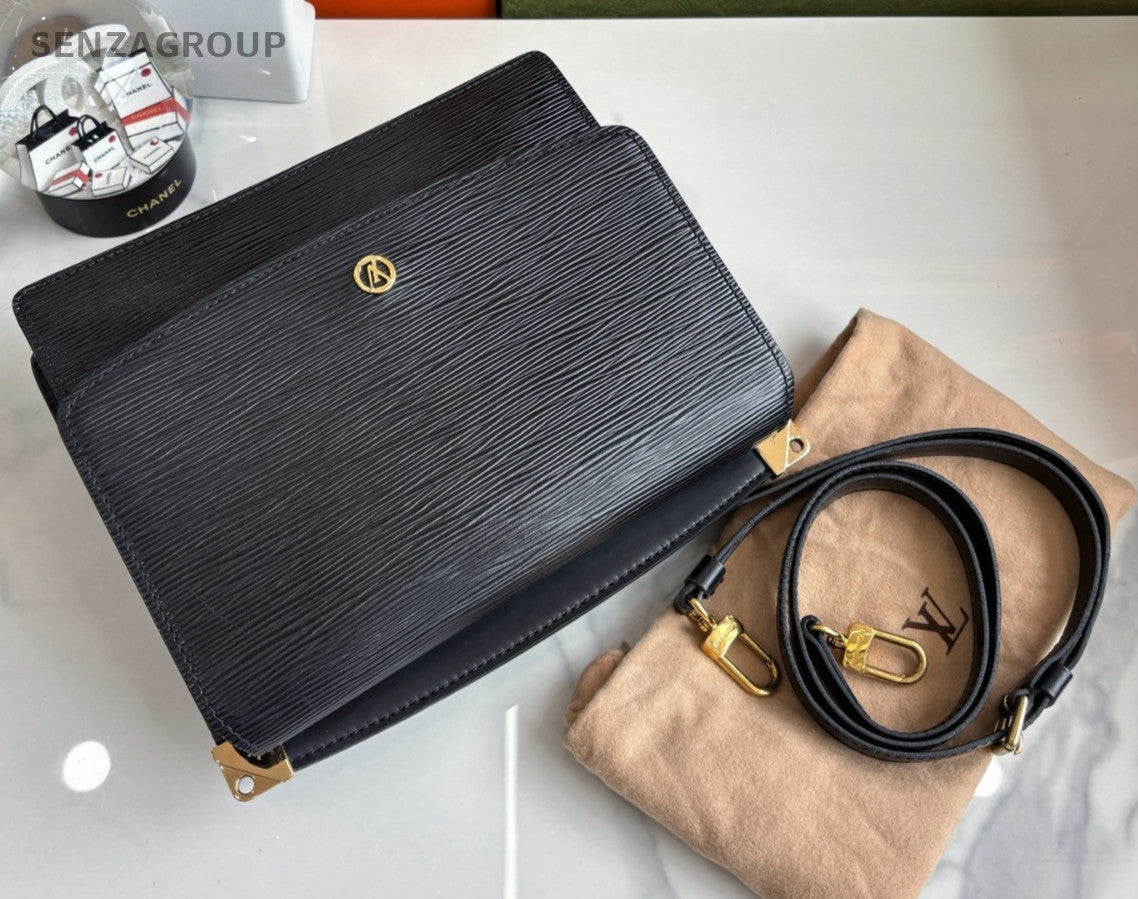Louis Vuitton Water ripples All Black Shoulder bag Black Gold