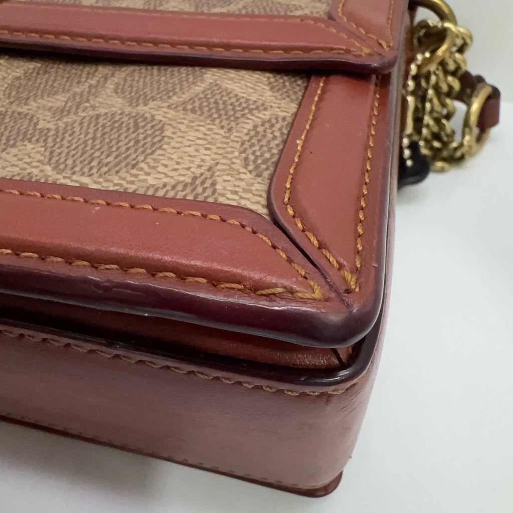 Coach Hutton22 Women's Classic Monogram Envelope Shoulder Crossbody
