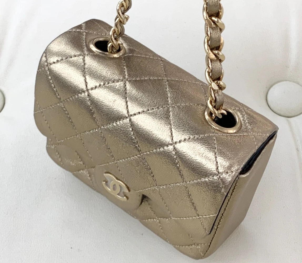 CHANEL Vintage Lambskin Gold Chain Shoulder Bag Women S