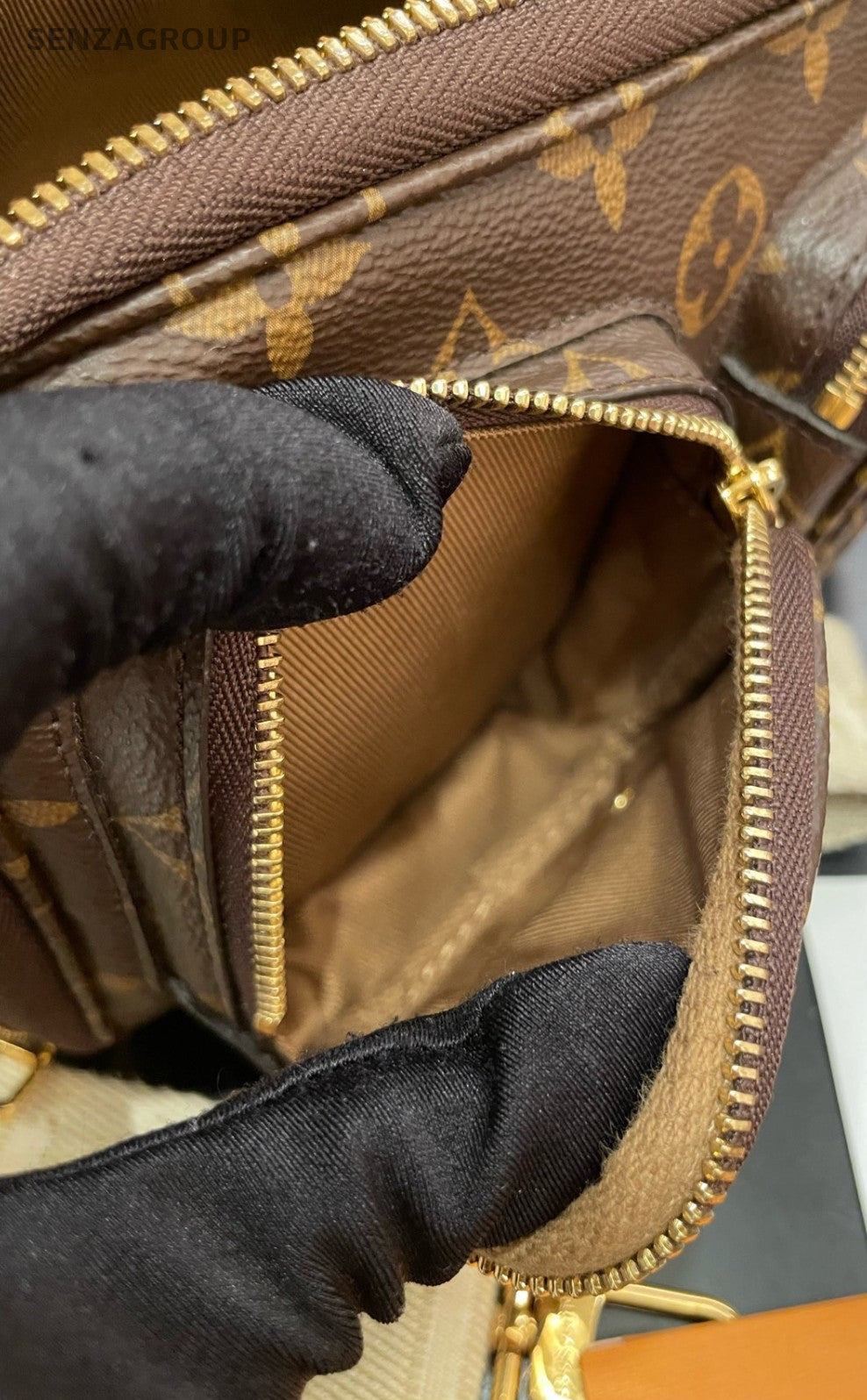 Louis Vuitton Utility Camera bag Monogram Top Handle 2way Crossbody bag