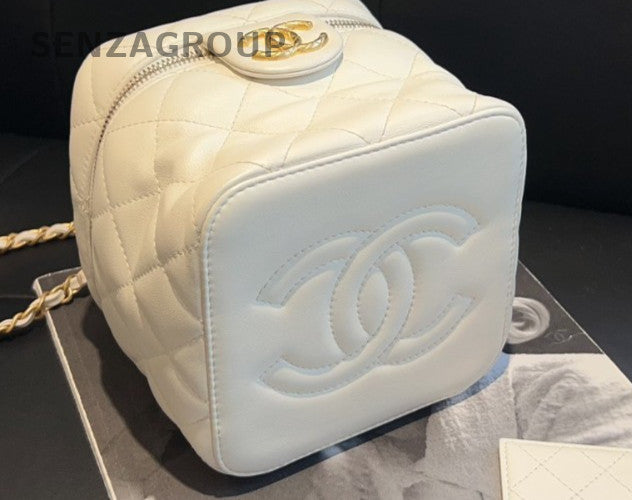 Chanel 22S Chain Shoulder Bag Crossbody White Gold Women CC Logo Classic