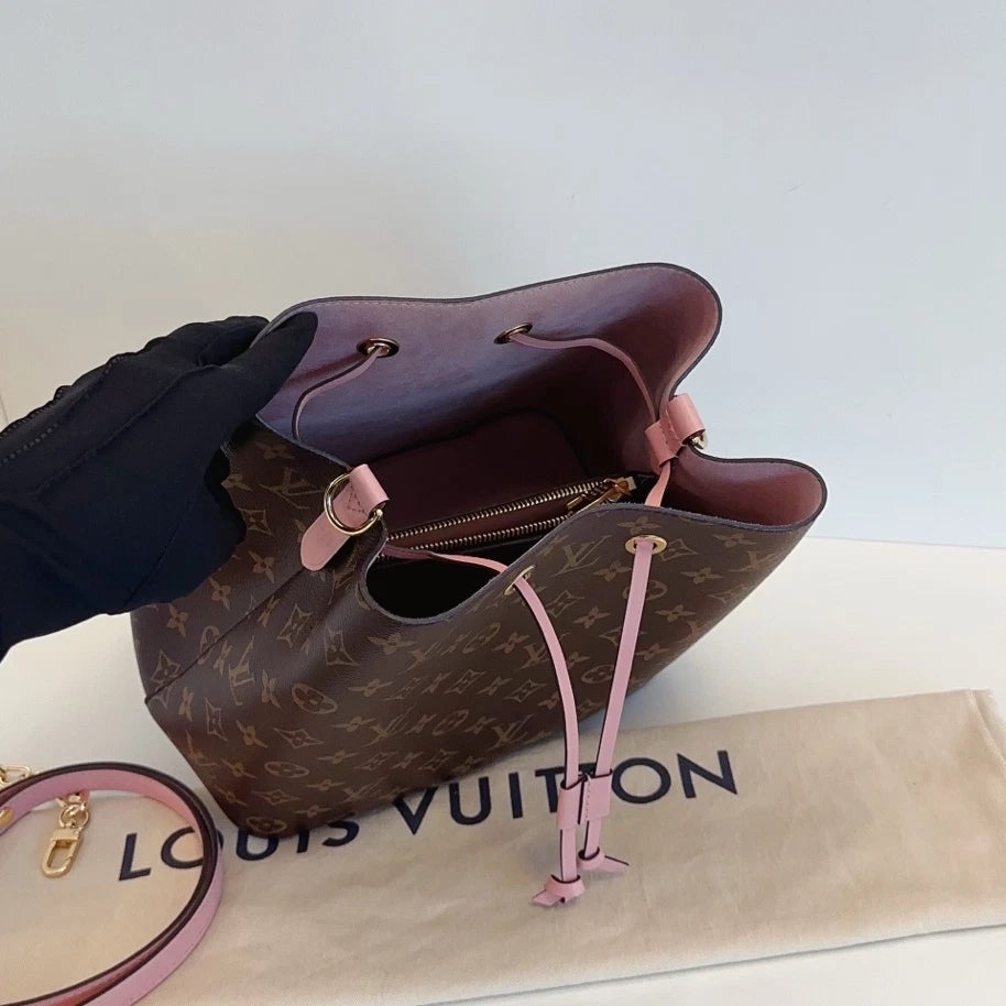 Louis Vuitton NeoNoe MM Monogram Brown Gold Shoulder Bag Crossbody Excellent