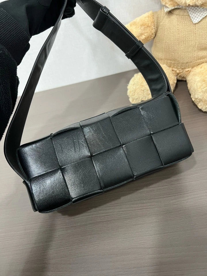 Bottega Veneta Woven Brick 10-grid Underarm Shoulder Bag Women