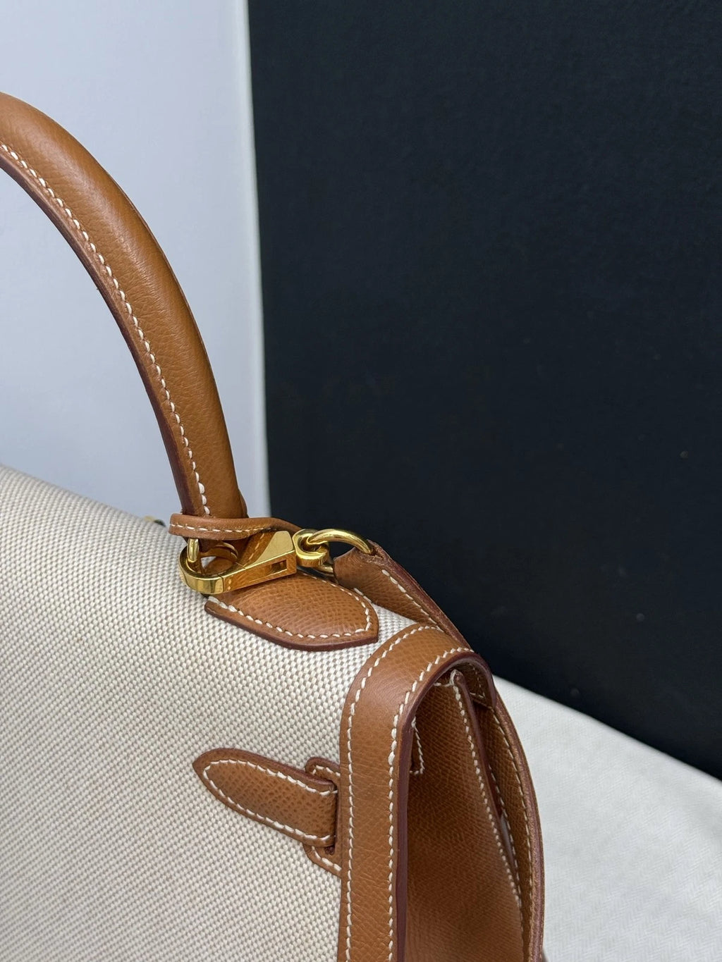 Hermes Kelly28 Canvas Top Handle Bag Crossbody Beige Brown Classic Women