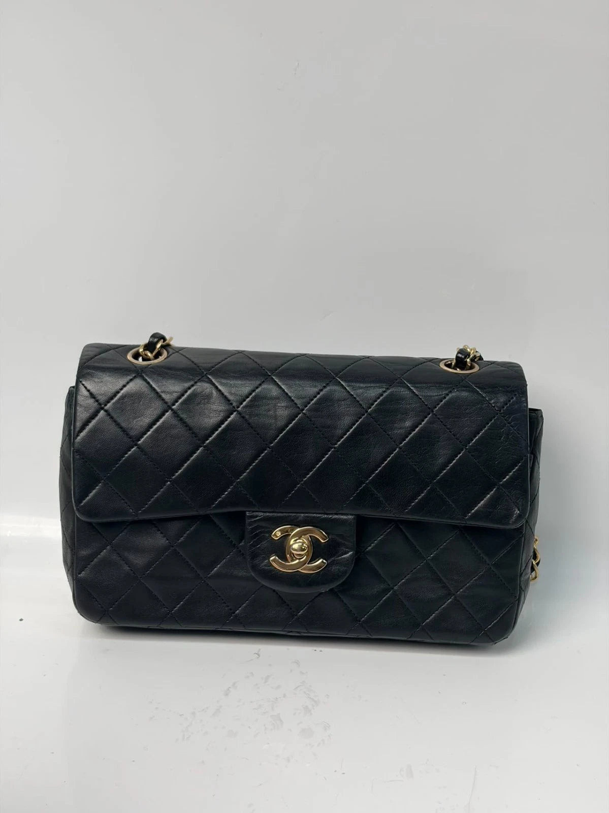 SJ0001 Chanel Classic Flap Bag Z