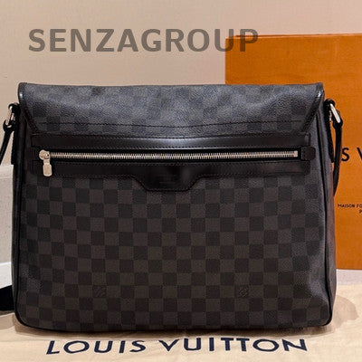 Louis Vuitton Damier Graphite Men's Laptop Crossbody Bag Black Classic
