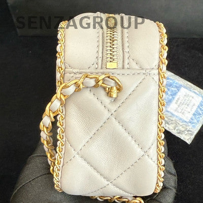 Chanel Quilted Chain Shoulder Crossbody Bag White Gold Classic Fashion