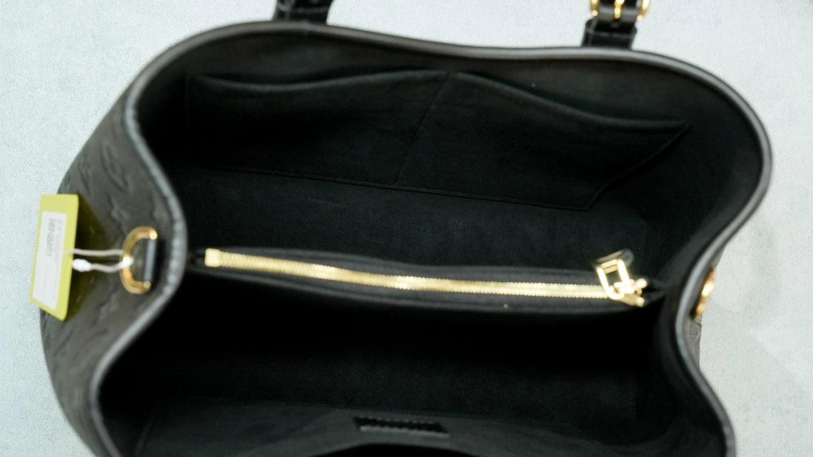 Louis Vuitton Monogram Empreinte Excellent