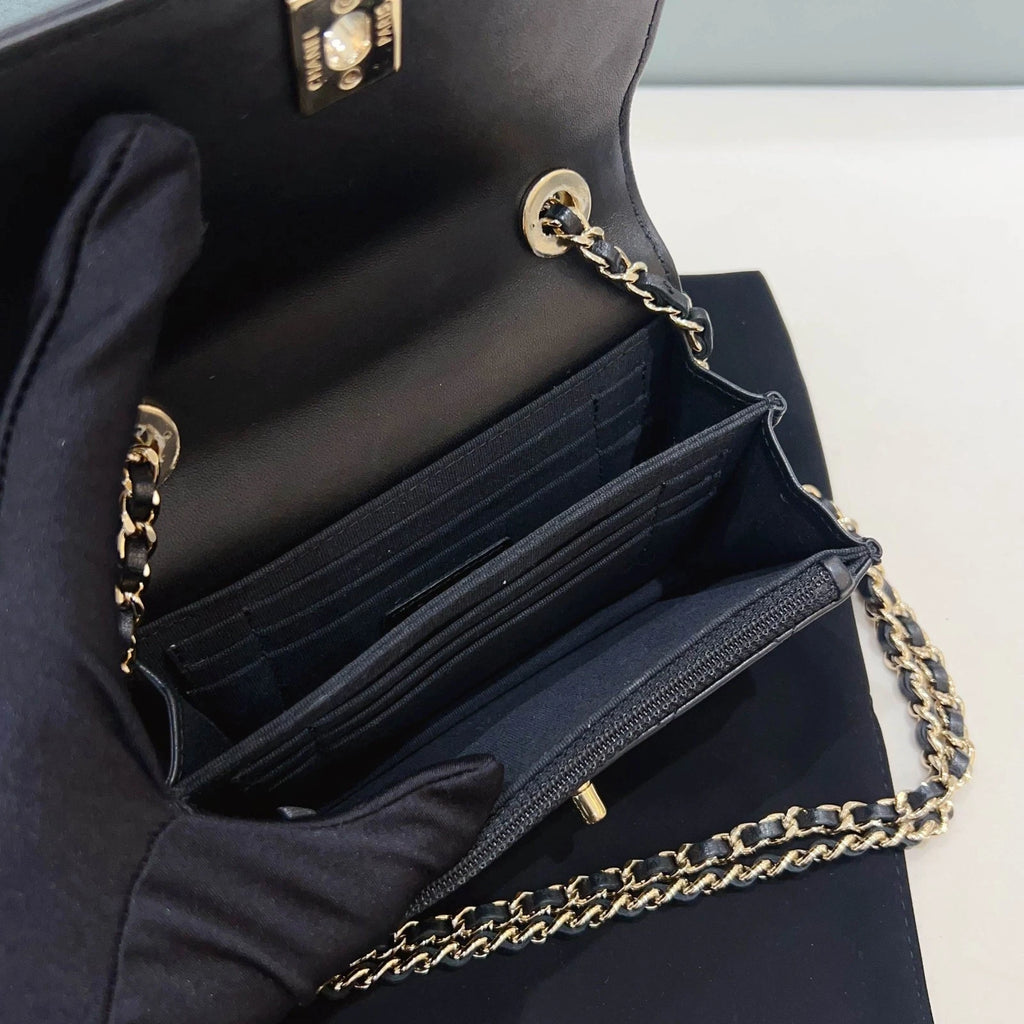 CHANEL Trendy CC Mini Black Leather Shoulder Bag For Women
