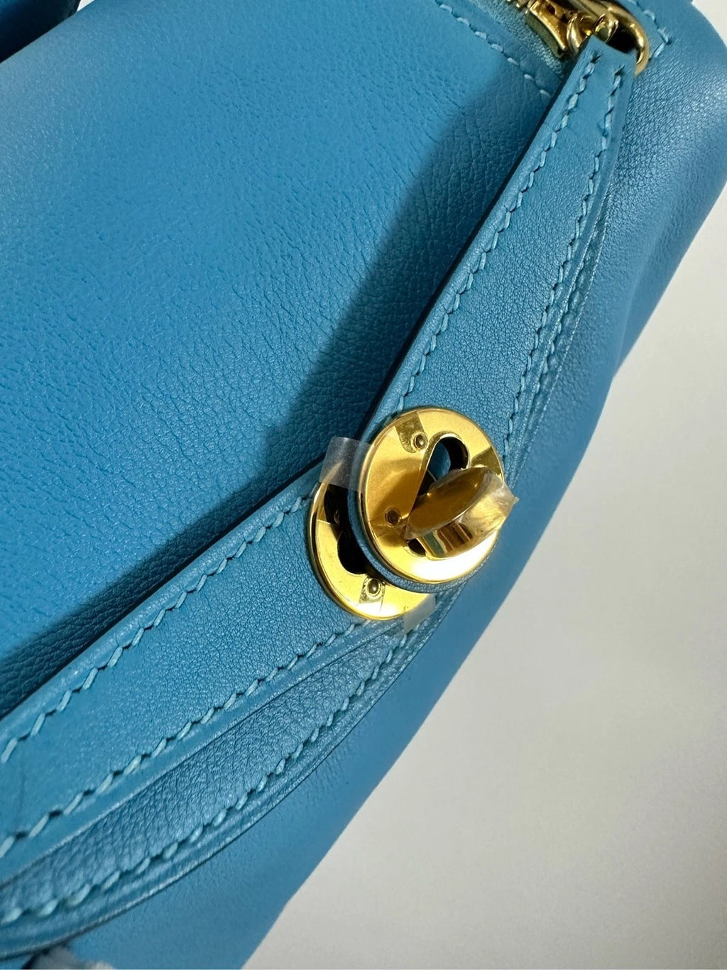 Hermes Mini Lindy Swift Calfskin Women Top Handle Crossbody Bag