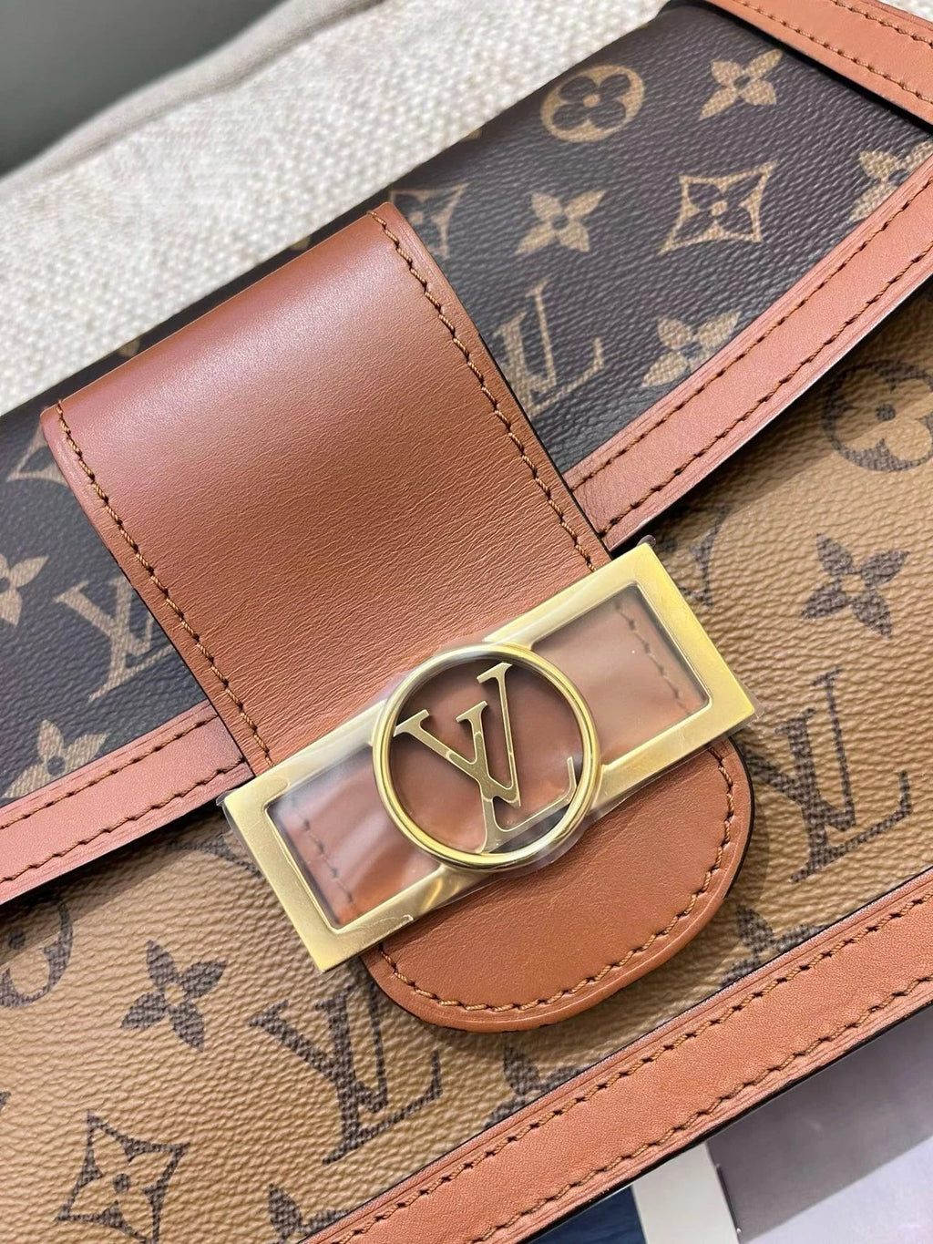 Louis Vuitton Dauphine MM Chain Shoulder Crossbody Brown Gold Women Classic