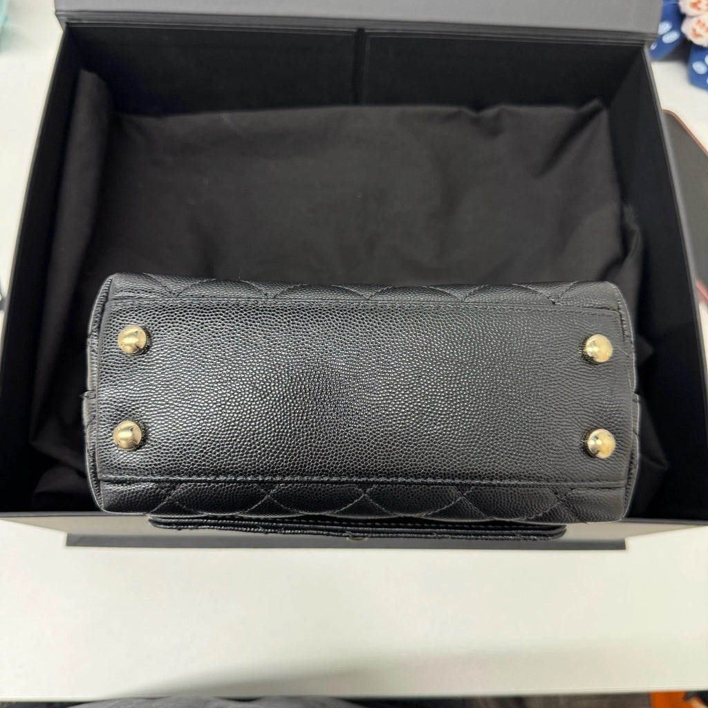 New CHANEL Coco Handle Mini Leather Top Handle Bag For Women