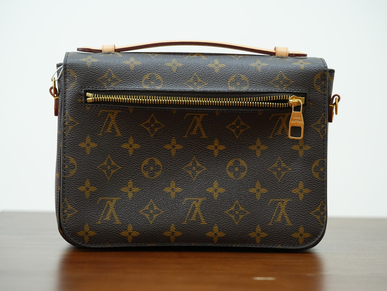 Louis Vuitton Pochette Métis Monogram 2way Shoulder Handbag Brown Crossbody