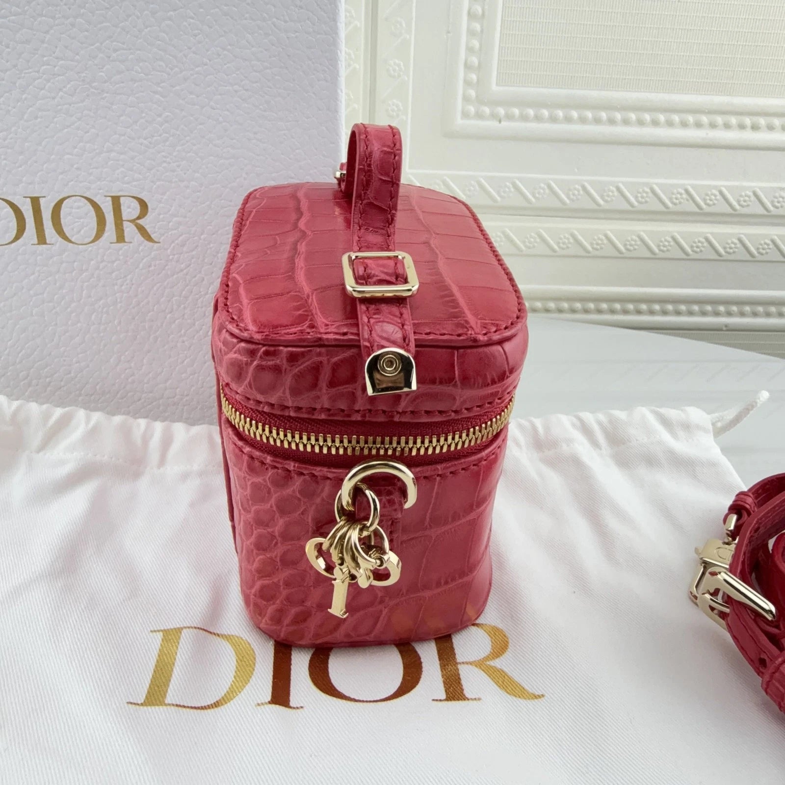 Dior Vanity Red Top Handle Excellent