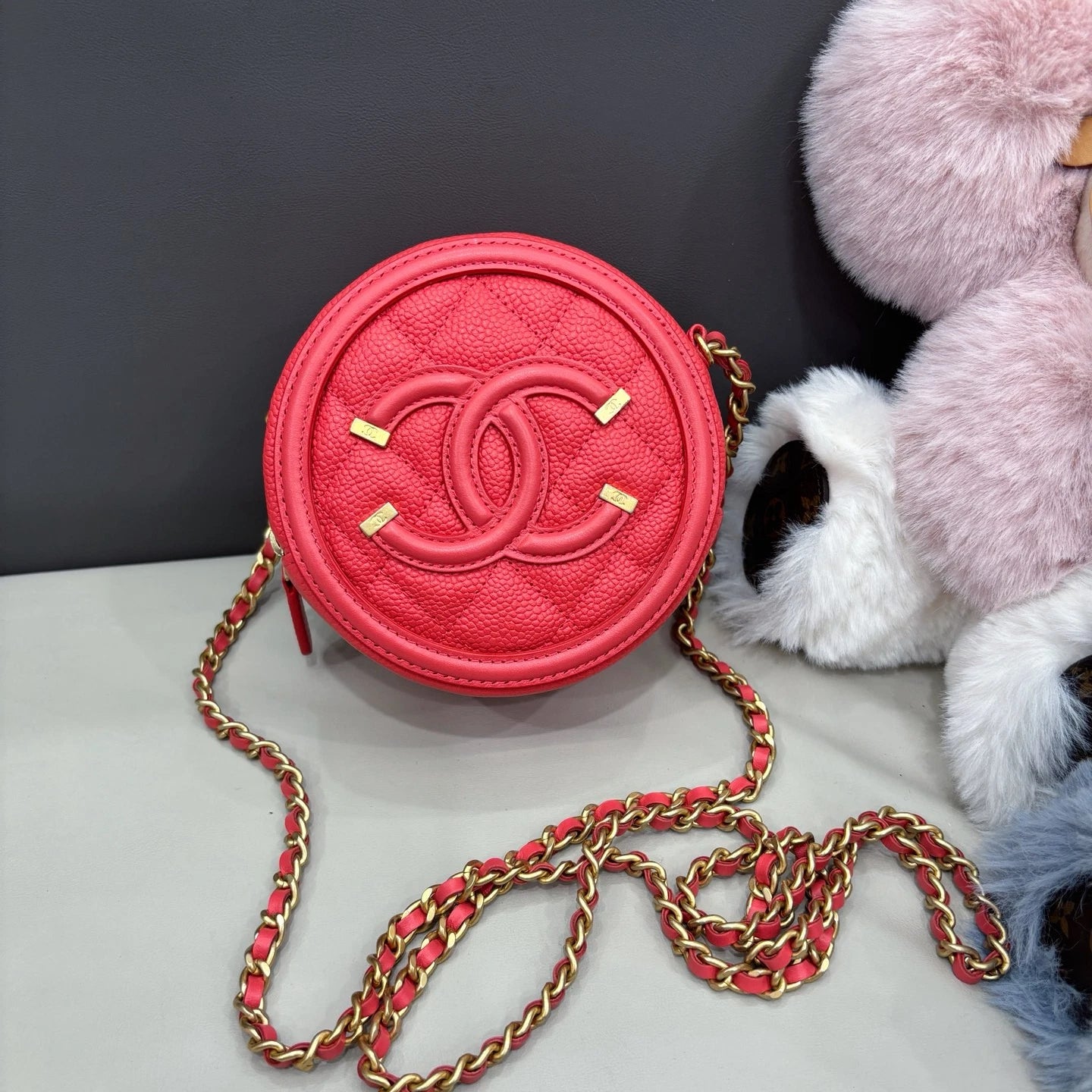 Chanel Diamond Round Bag Chain Crossbody Red Gold Women Classic