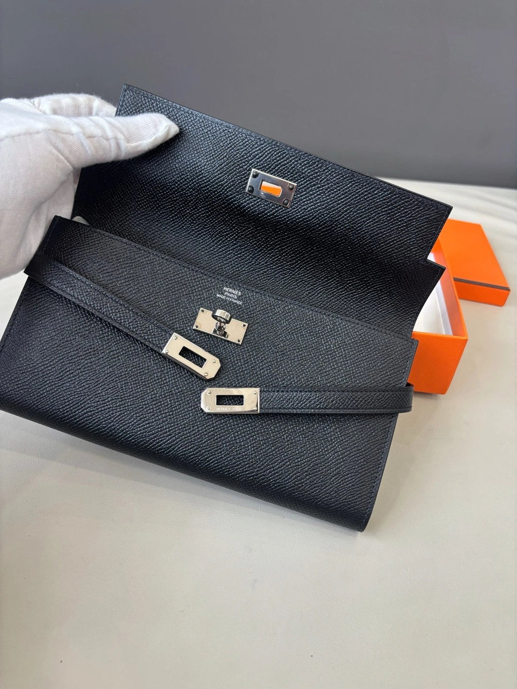 Hermès Kelly Long Wallet Card Holder Daily Use Black Silver Women Classic