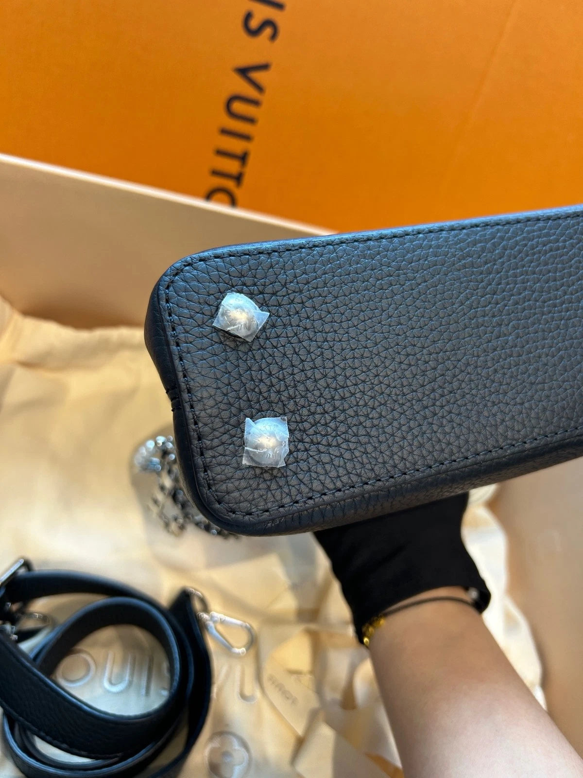 Louis Vuitton Capucines Mini Black Crossbody Handbag For Women