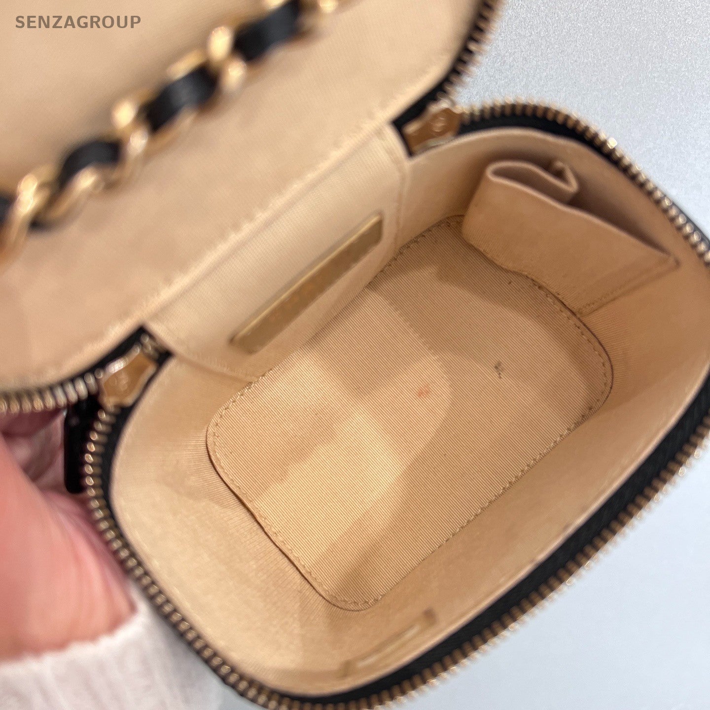 Chanel Vanity Case Chain Crossbody Black Gold Diamond Women Classic Fashion